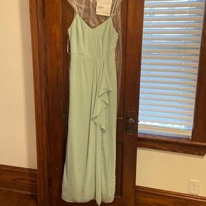 Lux Chiff v-neck dress with ruffle- Seagrass